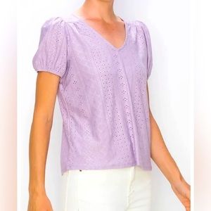 W5 Women's Blouse Top Lavender Color Short Sleeve Size Large